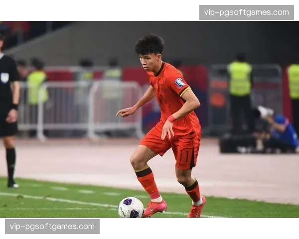 王钰栋下半场双响导演逆转 浙江队青训成果开始显现