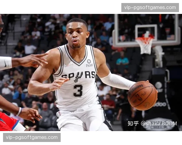 马刺窒息防守复盘：将活塞命中率压制至37.7%的轮转体系解析